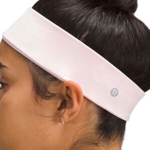 Lululemon Womens Luxtreme Training Headband
Strawberry Milkshake